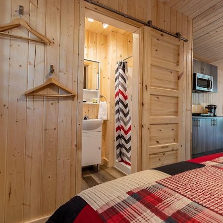 Motel And Camping Colibri Caraquet Eksteriør billede